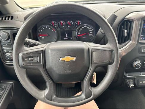 Used 2022 Chevrolet Silverado 2500 Custom AWD/4WD image 18