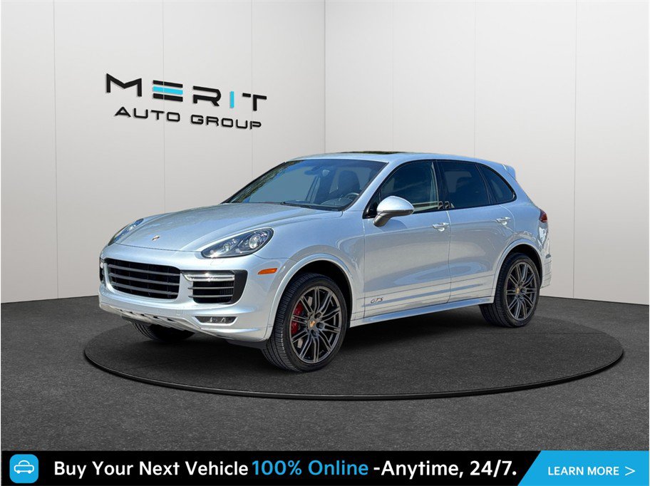 Used 2016 Porsche Cayenne GTS AWD/4WD image 4