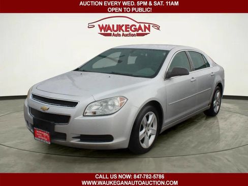 Used 2011 Chevrolet Malibu LS image 1
