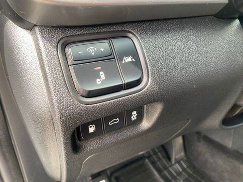 Used 2020 Kia Optima S FWD image 16