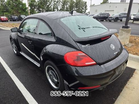 Used 2016 Volkswagen Beetle 1.8T Classic FWD image 4