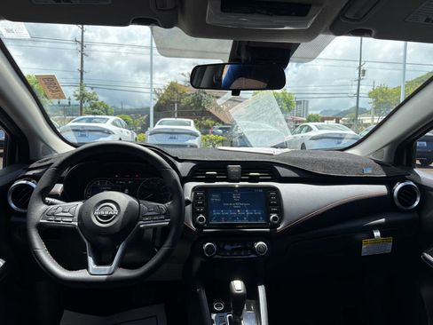 Used 2024 Nissan Versa SR w/ Trunk Package FWD image 10