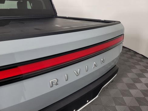 Used 2022 Rivian R1T Adventure image 36