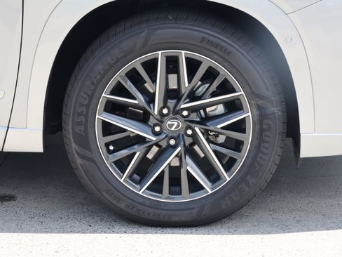 Certified 2025 Lexus TX 350 FWD w/ Technology Package image 11