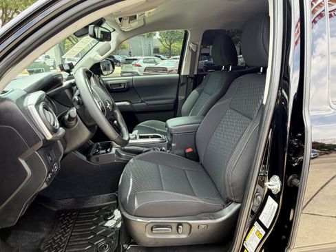 Used 2023 Toyota Tacoma 4x4 Double Cab w/ Trail Edition image 18