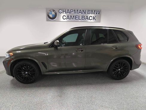 Used 2022 BMW X5 sDrive40i w/ M Sport Package RWD image 3