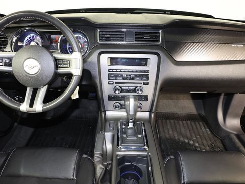 Used 2013 Ford Mustang GT Premium RWD image 10