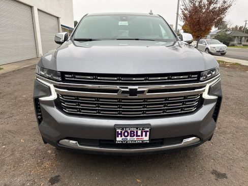 Used 2022 Chevrolet Suburban Premier w/ Max Trailering Package image 8