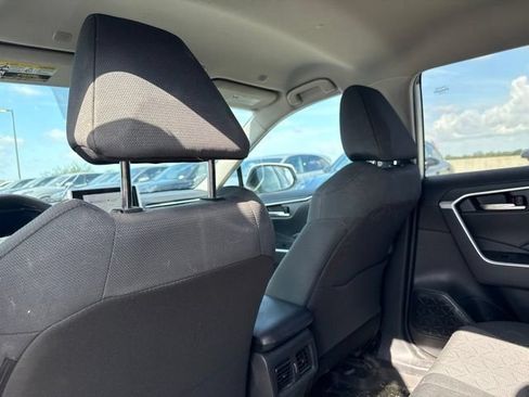 Used 2023 Toyota RAV4 AWD Hybrid image 10