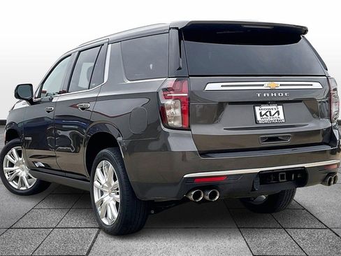 Used 2021 Chevrolet Tahoe High Country w/ Premium Package image 11