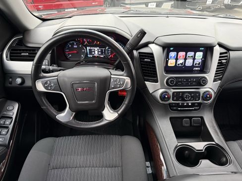 Used 2020 GMC Yukon SLE w/ SLE Value Package image 14