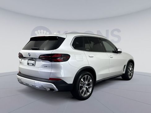 Used 2024 BMW X5 xDrive40i w/ Premium Package AWD/4WD image 7