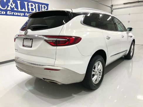 Used 2020 Buick Enclave Essence image 23