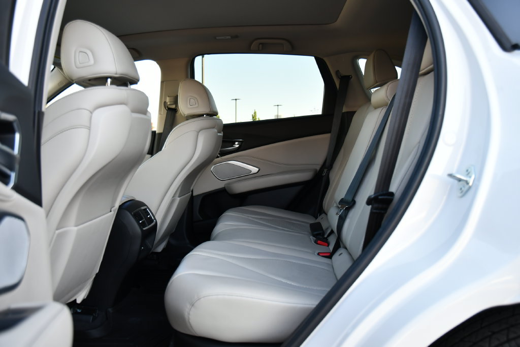 Used 2025 Acura RDX w/ Technology Package AWD/4WD image 19