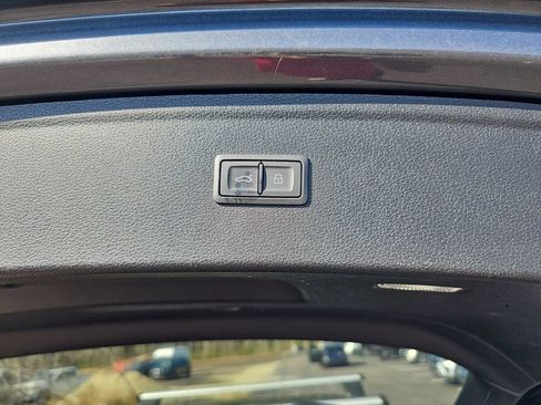 Used 2023 Audi Q5 2.0T Premium Plus image 18