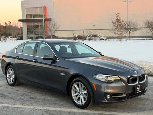 Used 2016 BMW 528i Sedan image 2