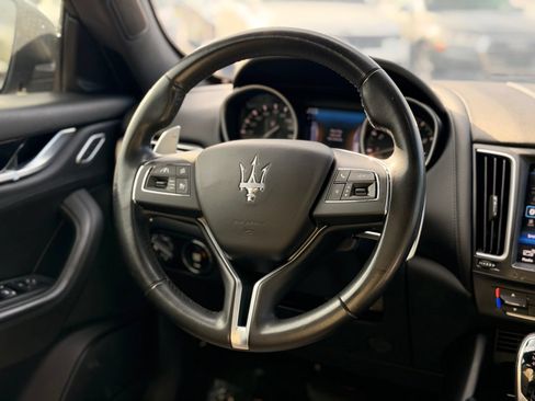 Used 2017 Maserati Levante S AWD/4WD image 38