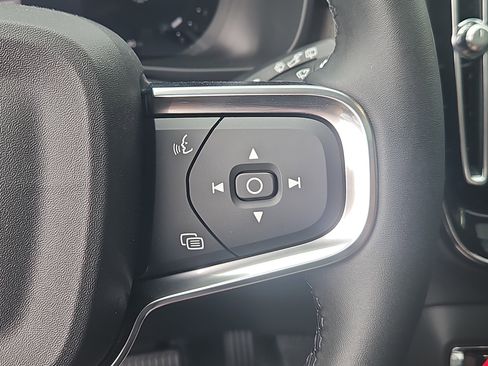 New 2026 Volvo XC40 B5 Plus w/ Climate Package AWD/4WD image 16