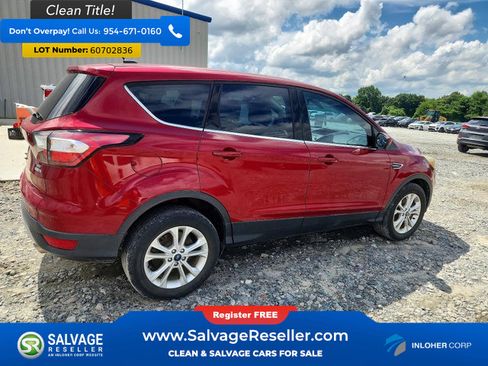 Used 2017 Ford Escape SE AWD/4WD image 4