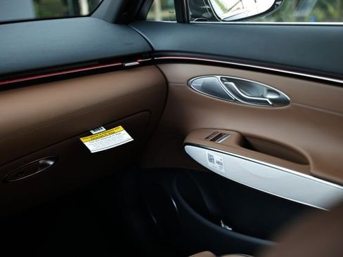 New 2026 Genesis GV70 2.5T Advanced image 31