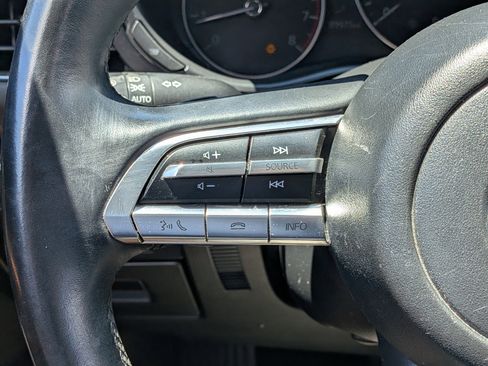Used 2019 MAZDA MAZDA3 AWD Hatchback w/ Premium Pkg image 25