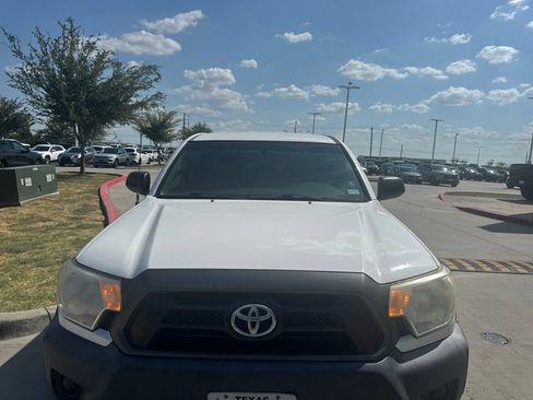 Used 2012 Toyota Tacoma PreRunner RWD image 9
