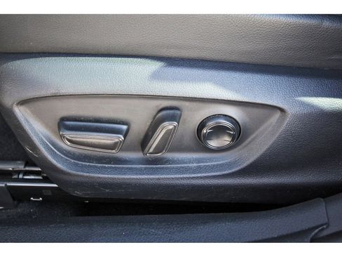 Used 2024 Toyota Camry SE image 29