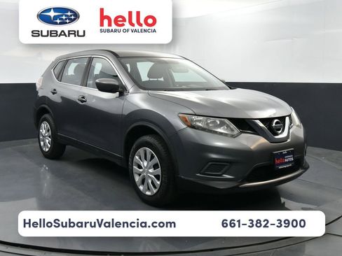 Used 2016 Nissan Rogue S image 1