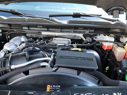 Used 2023 GMC Sierra 3500 Denali w/ Denali Black Diamond Edition AWD/4WD image 42
