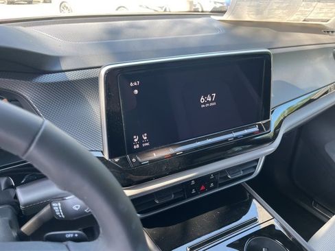 New 2025 Volkswagen Atlas Cross Sport SEL R-Line image 20