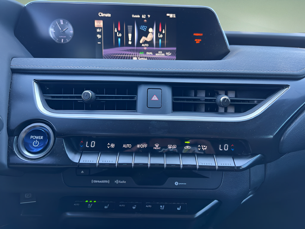 Used 2020 Lexus UX 250h w/ Premium Package AWD/4WD image 29