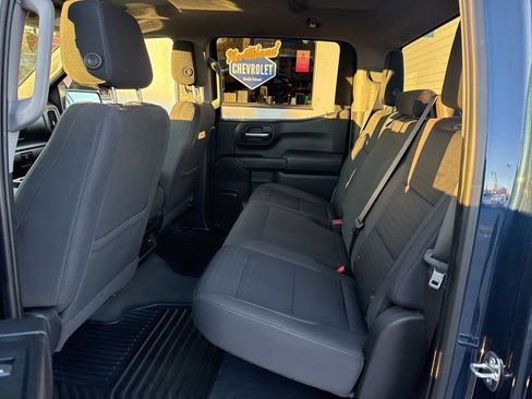 Used 2023 Chevrolet Silverado 1500 Custom image 32