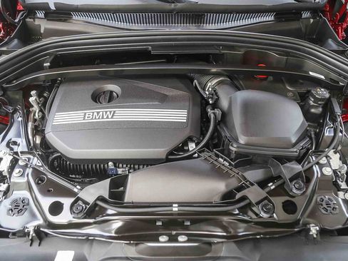 Used 2025 BMW X2 xDrive28i w/ Premium Package image 22