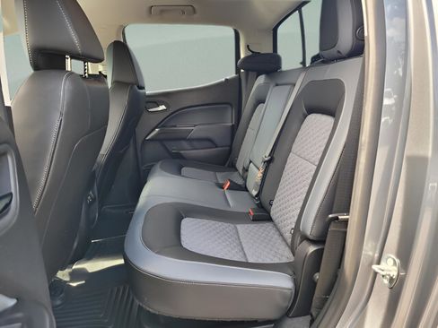 Used 2021 Chevrolet Colorado Z71 w/ Safety Package image 16