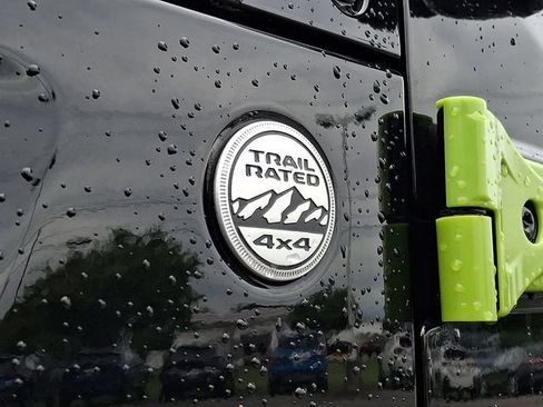 Used 2018 Jeep Wrangler Unlimited Sport AWD/4WD image 30