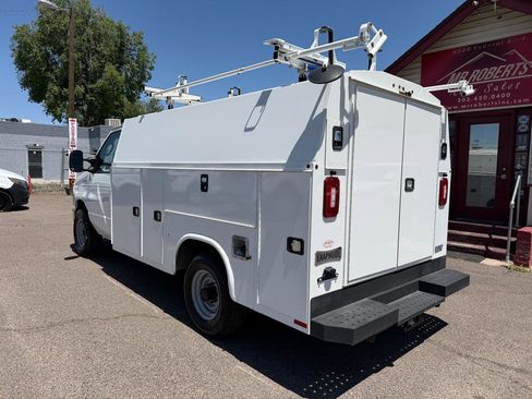 Used 2021 Ford E-350 and Econoline 350 Super Duty w/ Power Windows & Locks Group RWD image 7
