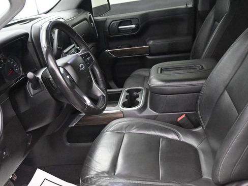 Used 2020 Chevrolet Silverado 1500 LT Trail Boss AWD/4WD image 17