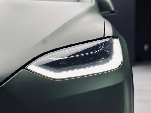 Used 2018 Tesla Model X 75D AWD/4WD image 13