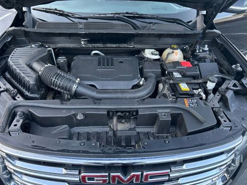 Used 2023 GMC Acadia SLT w/ Technology Package image 26