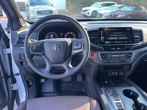 Used 2025 Honda Ridgeline RTL image 18
