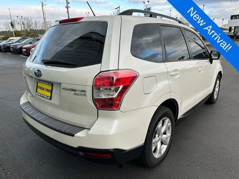 Used 2015 Subaru Forester 2.5i w/ Alloy Wheel Package image 7