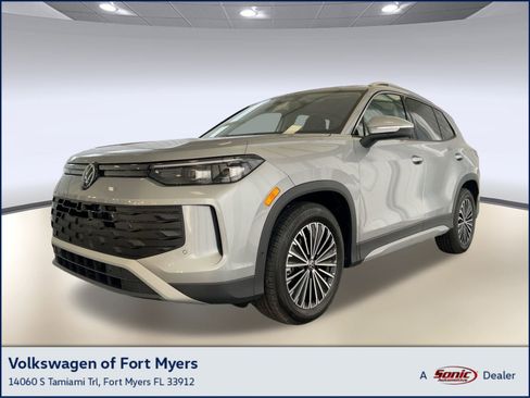 New 2026 Volkswagen Tiguan S image 1