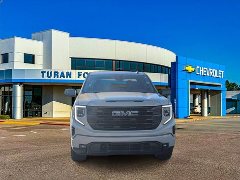 Used 2022 GMC Sierra 1500 Elevation image 9