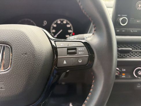 Certified 2025 Honda HR-V Sport image 26
