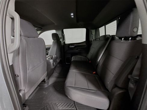 New 2026 Chevrolet Silverado 1500 LT image 18