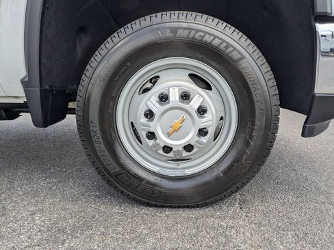 New 2024 Chevrolet Silverado 3500 W/T image 11
