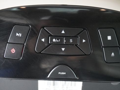 Used 2019 Toyota Sienna XLE w/ XLE Navigation Package FWD image 16