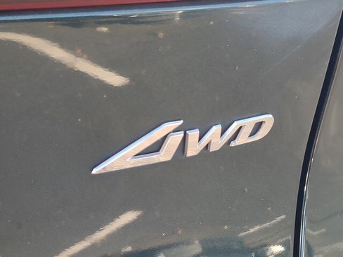 Used 2022 Genesis GV70 2.5T w/ Advanced Package image 30