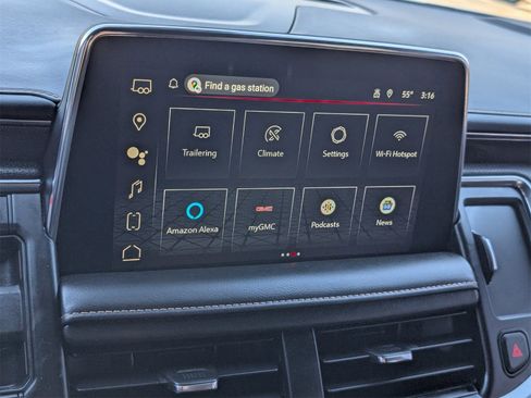 Used 2022 GMC Yukon XL AT4 w/ Max Trailering Package image 28