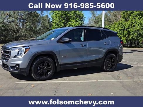 Used 2024 GMC Terrain AT4 AWD/4WD image 6